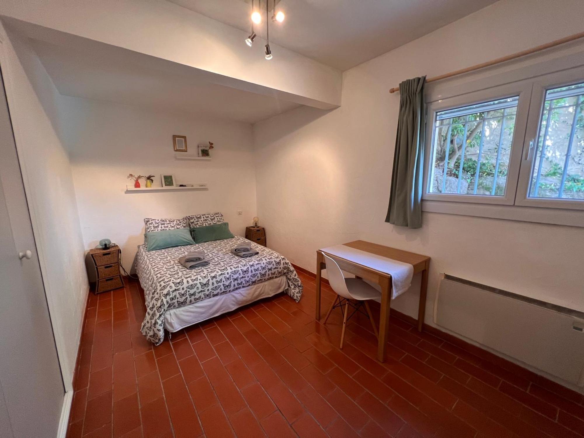 Simone, Appartement Maison, Quartier Calme, Grande Terrasse, Spa, Barbecue, 2 Chambres Fréjus 外观 照片