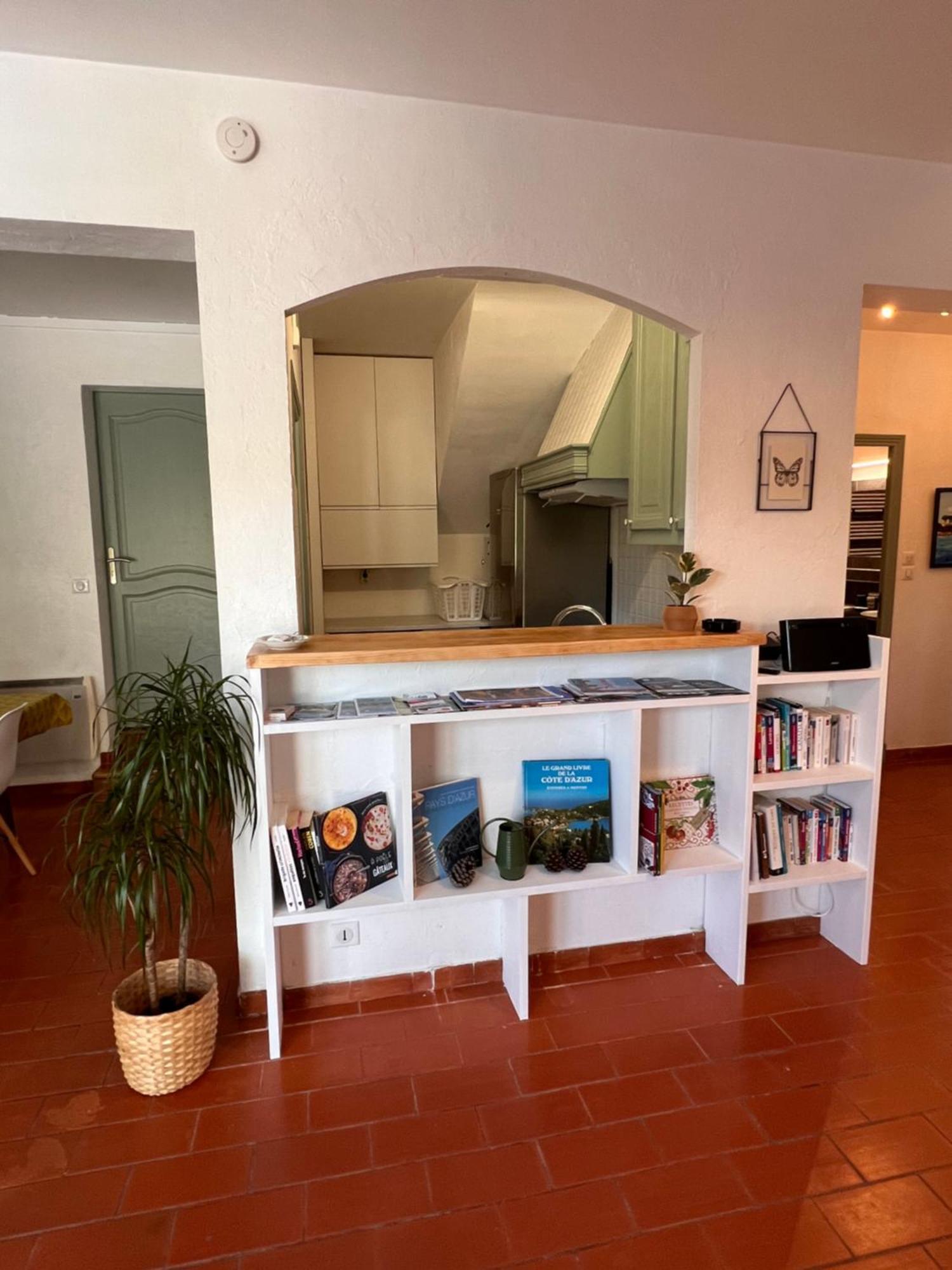 Simone, Appartement Maison, Quartier Calme, Grande Terrasse, Spa, Barbecue, 2 Chambres Fréjus 外观 照片